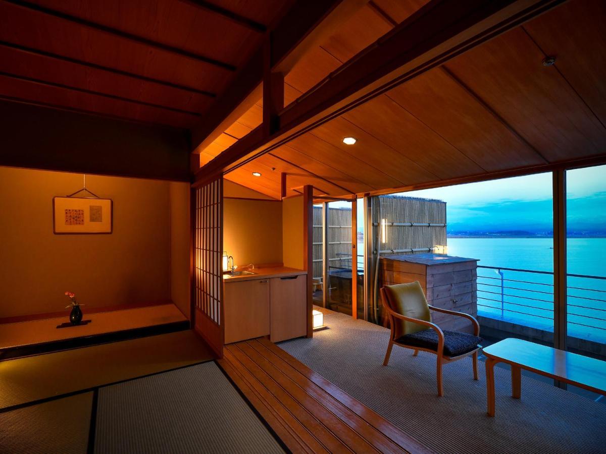 Apa Hotel & Resort Kaga Katayamazu Onsen Kasuikyo Kaga (Ishikawa) Exterior foto