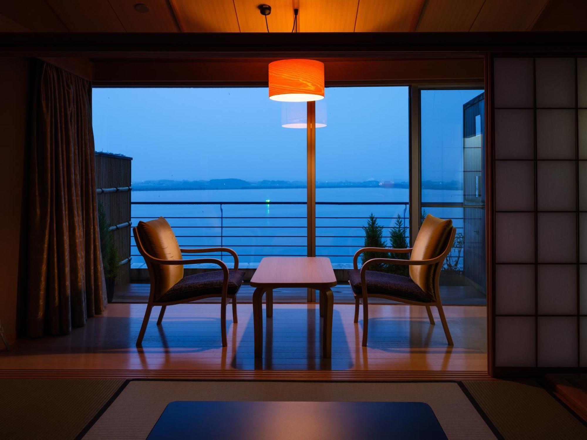 Apa Hotel & Resort Kaga Katayamazu Onsen Kasuikyo Kaga (Ishikawa) Exterior foto
