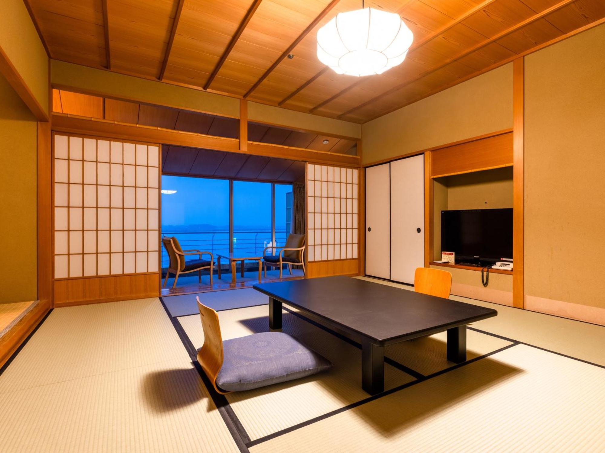 Apa Hotel & Resort Kaga Katayamazu Onsen Kasuikyo Kaga (Ishikawa) Exterior foto