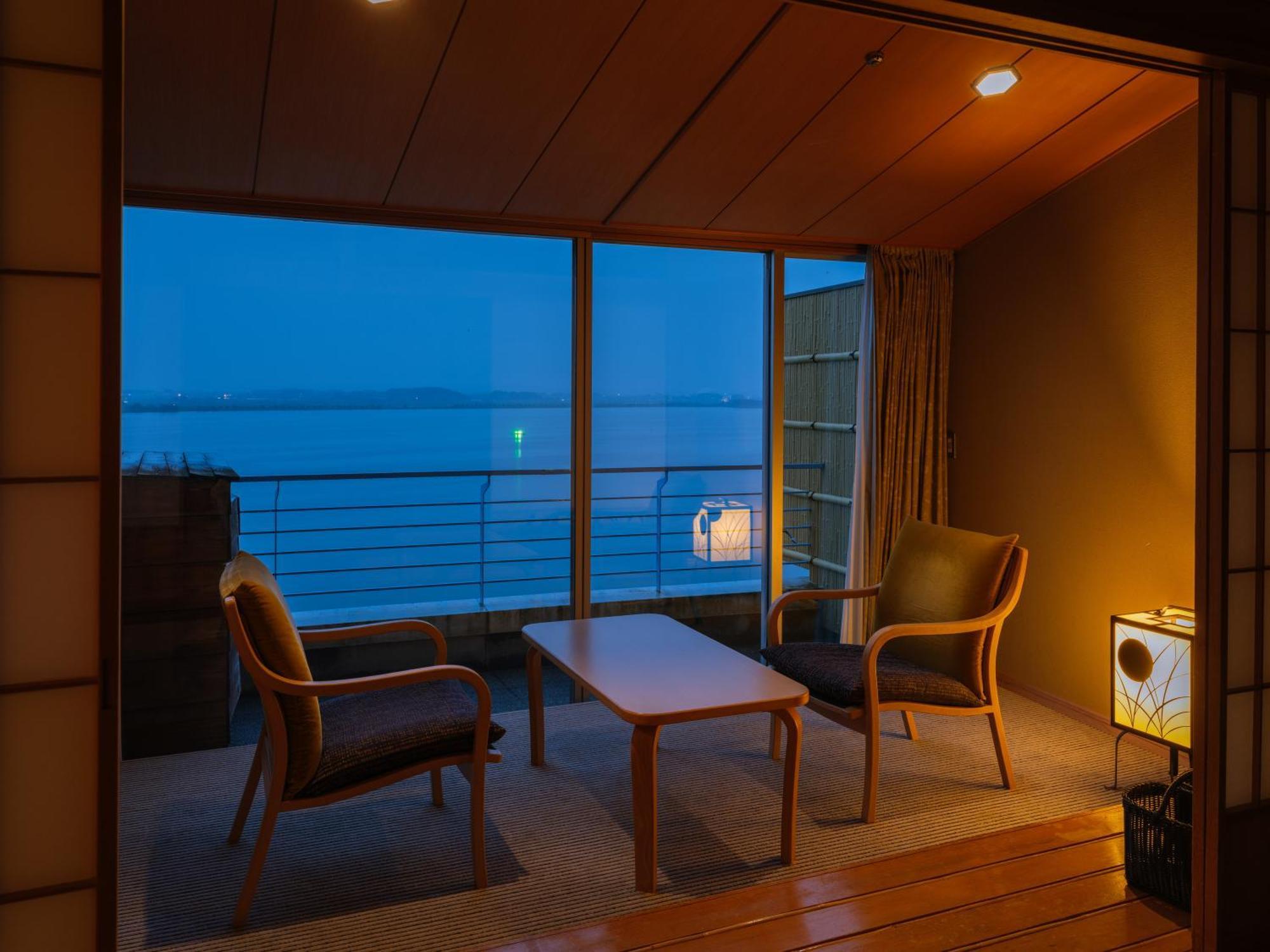 Apa Hotel & Resort Kaga Katayamazu Onsen Kasuikyo Kaga (Ishikawa) Exterior foto